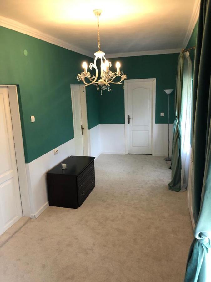 Texas House Guest House Novaci-Straini Ngoại thất bức ảnh