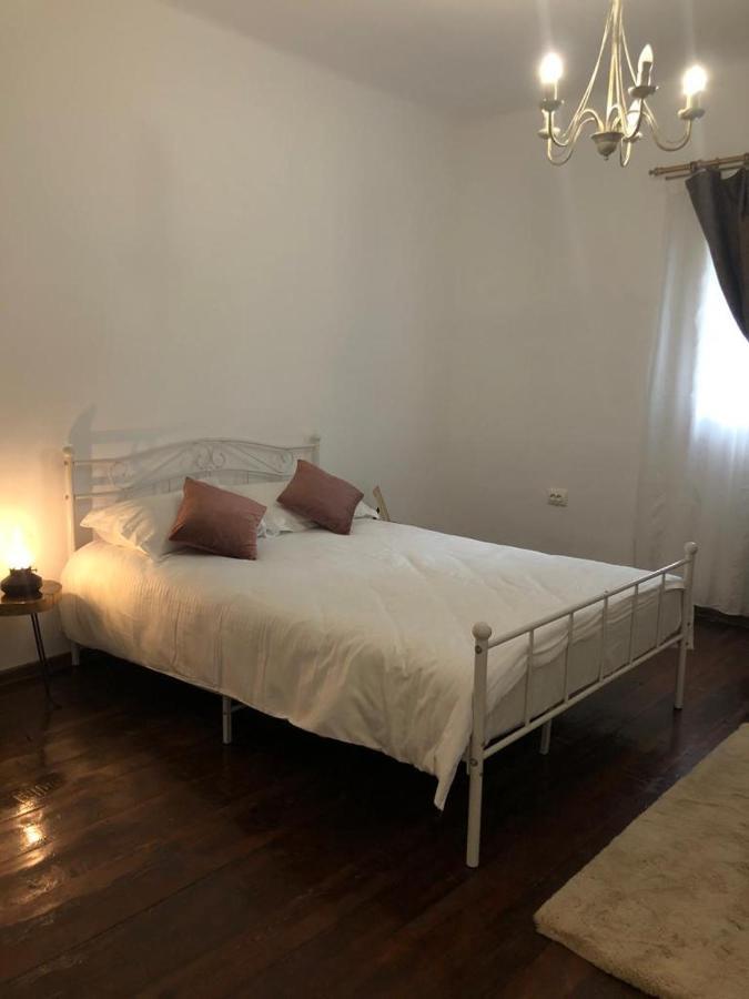 Texas House Guest House Novaci-Straini Ngoại thất bức ảnh